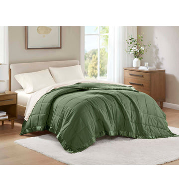 Lightweight Down Alternative Blanket with Satin Trim - Twin Green