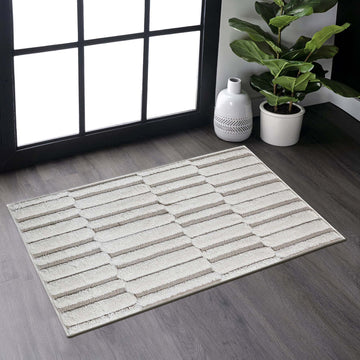 Geometric High-Low Indoor Area Rug - 2x3 ft