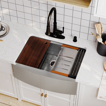 Farmhouse/Apron-Front Stainless Steel Kitchen Sink with Accessories